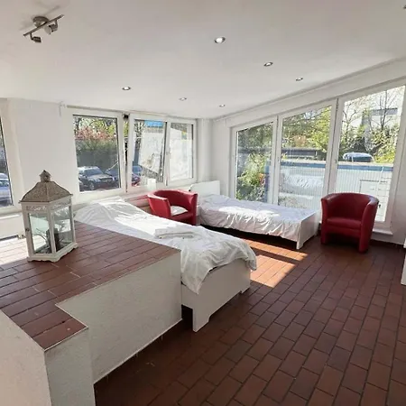 Work&stay In - Zentrale Lage Hürth